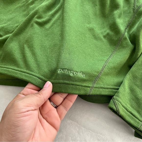 Patagonia Men’s Performance Baselayer Capilene 1/4 Zip Pullover Shirt - Picture 5 of 10